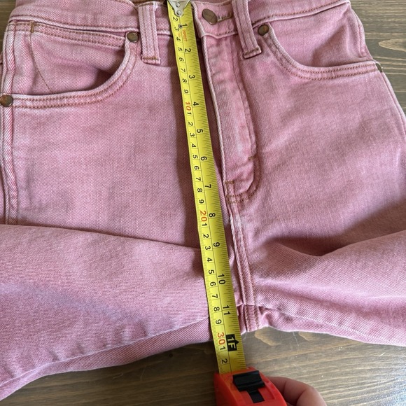 Wrangler Womens 26 Pink High Rise Heritage‎ Fit Raw Hem Straight Leg Denim Jeans - Picture 9 of 10